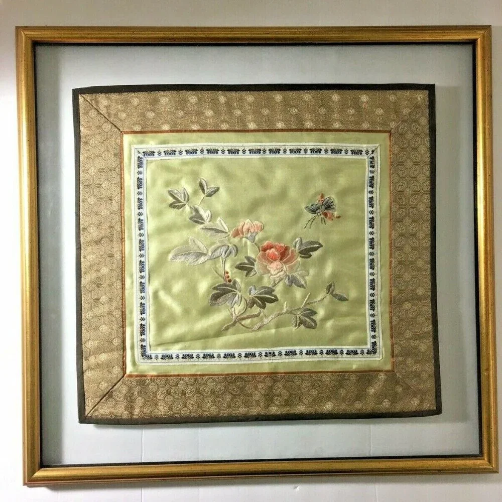 Vintage‎ framed Wall Art Asian Embroidered Silk  panel